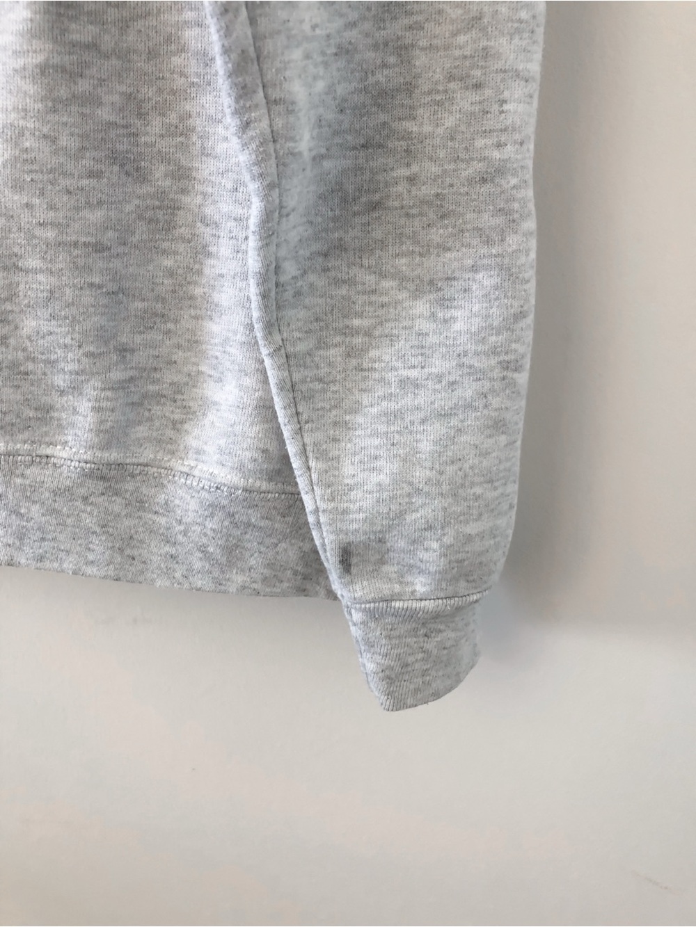 Vintage 90s Planet Hollywood Vancouver Light Gray Crewneck Sweatshirt - Picture 3 of 3